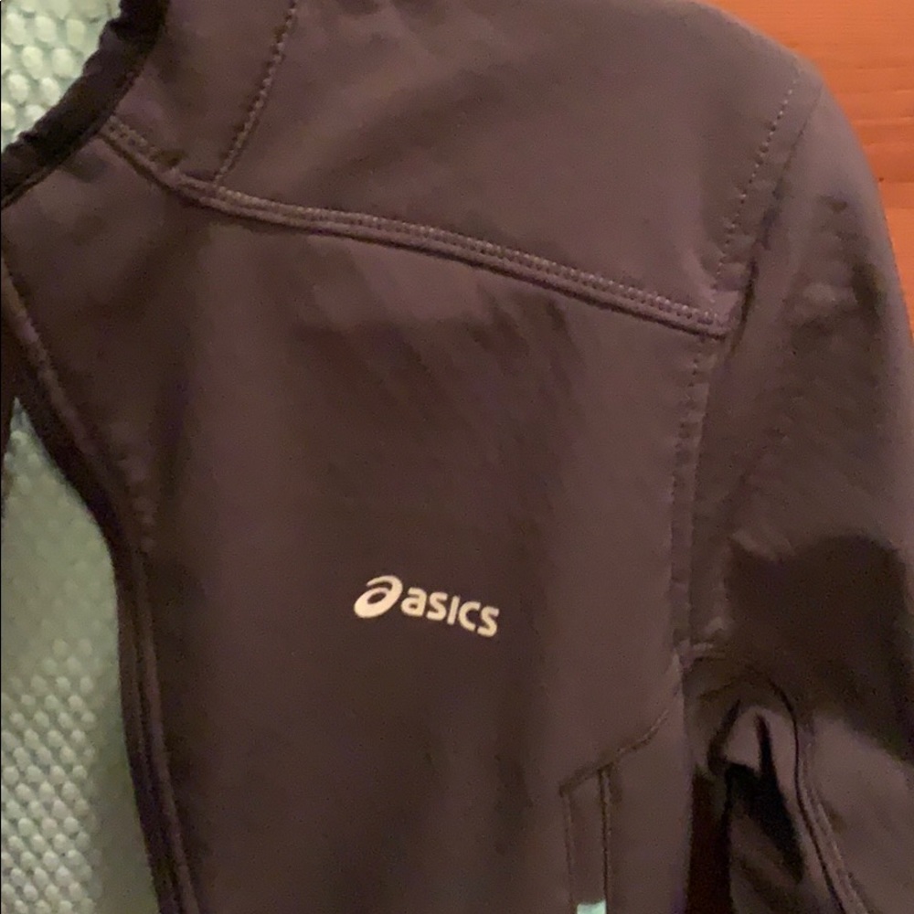 ASICS jacket - Picture 3 of 9
